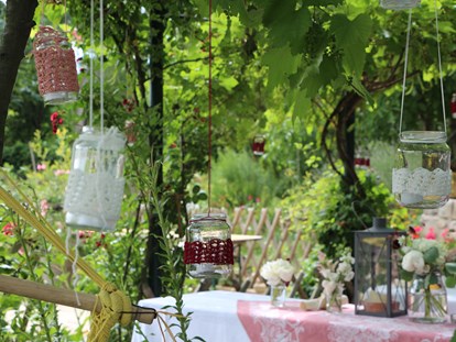 Hochzeit - Garten - Wien - Einfach natürlich oder richtig romantisch. - Weingut Weinhandwerk