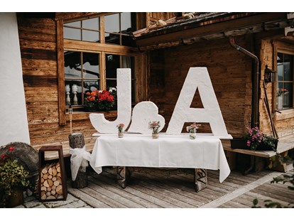 Hochzeit - Art der Location: Bauernhof/Landhaus - Viel Liebe zum Detail. - Rössl Alm