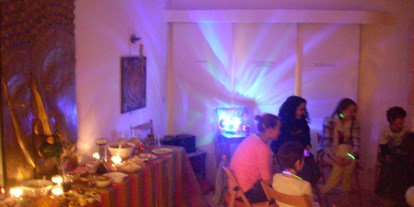 Hochzeit - Art der Location: Villa - Wien - Garden Lounge Party Sitzkreis - Metamorphosys - Place of Bliss - Wien 22
