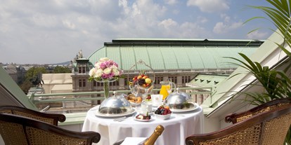 Hochzeit - Parkplatz: kostenpflichtig - Wien - Champagner-Frühstück über den Dächern Wiens  - Hotel Bristol Vienna