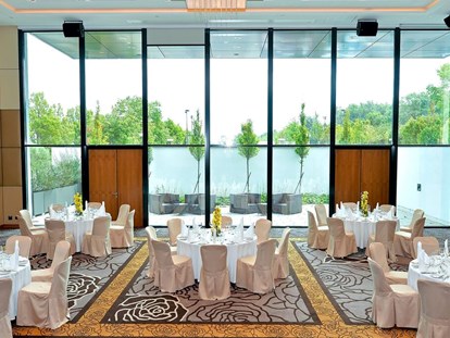 Hochzeit - Umgebung: am Fluss - Wien - Hilton Vienna Danube Waterfront