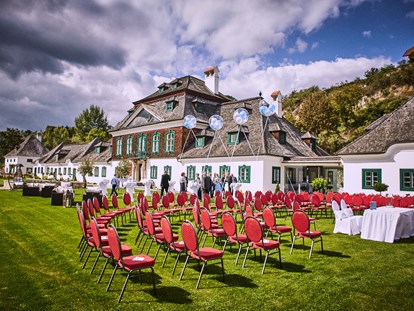 Hochzeit - Geeignet für: Geburtstagsfeier - Freie Trauung im Schloss-Garten - Schloss Luberegg