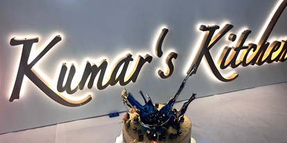 Hochzeit - Geeignet für: Vernissage oder Empfang - Wien - KK - Logo + Torte (auf Wunsch) - Kumar's Kitchen