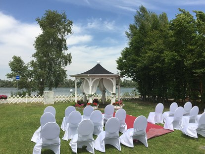 Hochzeit - Kapelle - Wien - In der Loggia des Restaurant Vabene können Gartenhochzeiten direkt am Wasser gefeiert werden. - Donau Restaurant - Vabene