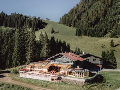 Hochzeit - Sommerhochzeit - Die Hochzeitslocation "Das VIEW" liegt mitten in der Tiroler Bergwelt. - Das View - the Pop-Up