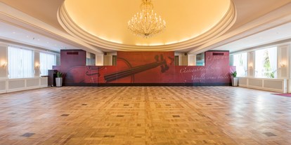 Hochzeit - Art der Location: Schloss - Wien - Lehar Saal (für Hochzeitsfeier, Tanzbereich, Empfangsbereich etc.zusätzlich zu Strauss & Schubert Saal buchbar)  - Kursalon Wien