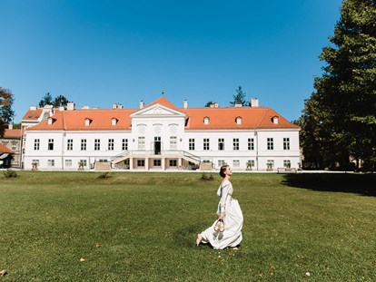 Hochzeit - Art der Location: privates Anwesen - Wien - Traumhochzeit im SCHLOSS Miller-Aichholz, Europahaus Wien - Schloss Miller-Aichholz - Europahaus Wien