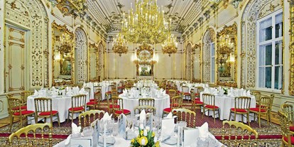 Hochzeit - Art der Location: Schloss - Wien - Der große Festsaal des Palais Pallavicini. - Palais Pallavicini