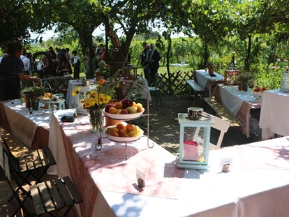 Hochzeit - Art der Location: ausgefallene Location - Weingut Weinhandwerk
