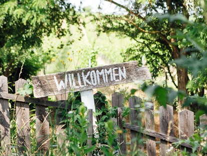 Hochzeit - Art der Location: Waldhochzeit - Weingut Weinhandwerk