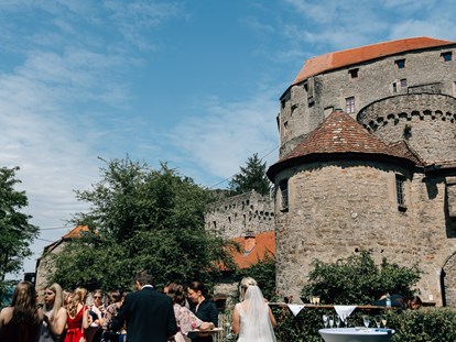 Hochzeit - Hochzeits-Stil: Industrial - Heiraten auf Schloss Horneck / Eventscheune 