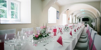 Hochzeit - Preisniveau: moderat - Landskron - Heiraten auf Gut Drasing in Krumpendorf am Wörthersee, Kärnten.
Foto © henrywelischweddings.com - Gut Drasing