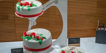 Hochzeit - Geeignet für: Firmenweihnachtsfeier - Oberösterreich - Hochzeitstorte - ABP Burgers