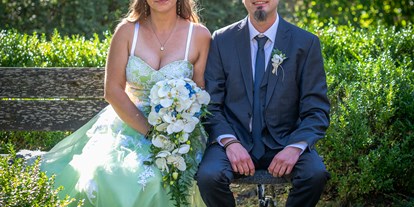 Hochzeit - Hochzeitsessen: mehrgängiges Hochzeitsmenü - Oberösterreich - Fotos im hinteren Garten - ABP Burgers