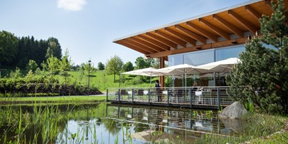 Hochzeit - Weinkeller - Munderfing - Geinberg5 Restaurant mit Terrasse am Seerosenteich  - Geinberg5 Private Spa Villas
