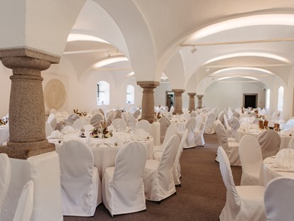 Hochzeit - Art der Location: im Freien - Oberösterreich - Unser Gewölbersaal für 40 bis 170 Personen
 - KletzmayrHof