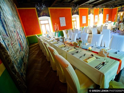 Hochzeit - Hochzeits-Stil: Urban Chic - Laßnitzhöhe - Der Festsaal des Schloss Ottersbach.
Foto © greenlemon.at - Schloss Ottersbach