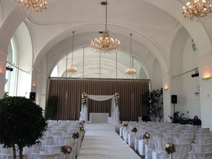 Hochzeit - Klimaanlage - Orangerie Schönbrunn (für Trauungszeremonien sowie für Bankett oder Hochzeitstafeln buchbar) 
(C) Katja Mittermayer - Schloss Schönbrunn Orangerie und Apothekertrakt 