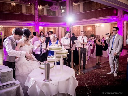Hochzeit - Wickeltisch - Österreich - Party der Hochzeitsgäste - Austria Trend Parkhotel Schönbrunn