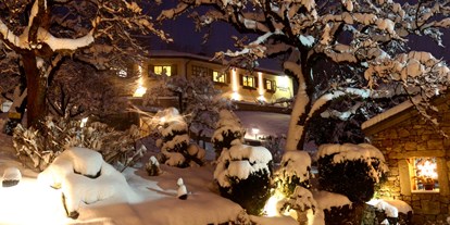 Hochzeit - Winterhochzeit - Kleinarl - Hotel außen im Winer - Laudersbach's Event-Stadl