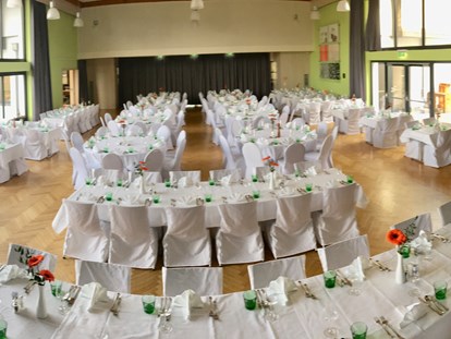 Hochzeit - Art der Location: Restaurant - Kasten bei Böheimkirchen - Großer Saal - gedeckt für 200 Gäste - Donauhof Zwentendorf