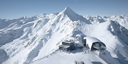 Hochzeit - Preisniveau: exklusiv - Österreich - Heiraten im ice Q auf 3.048 m Seehöhe am Gipfel des Gaislachkogls
© Markus-Bstieler - ice Q