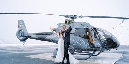 Hochzeit - Preisniveau: exklusiv - Winterhochzeit auf über 3.000 m Seehöhe ©Tony Gigov - ice Q