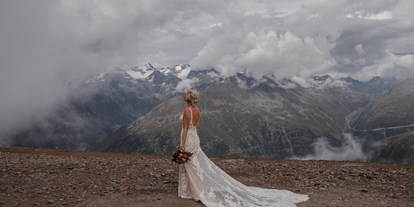 Hochzeit - Sommerhochzeit - Längenfeld - Heiraten im ice Q auf 3.048 m Seehöhe am Gipfel des Gaislachkogls © Stefanie Fiegl - ice Q