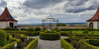 Hochzeit - Umgebung: am Land - Inzigkofen - Historischer Hängegarten Schloss Neufra bei Riedlingen