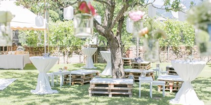 Hochzeit - Trauung im Freien - Italien - Aperitif in unserem Garten - Schloss Maretsch