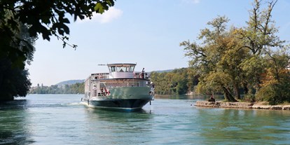 Hochzeit - Herbsthochzeit - Basel (Basel) - Schifffahrt möglich am Rhein - Chinarestaurant Fudu Rheinfelden
