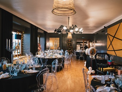 Hochzeit - Klimaanlage - Restaurant in Gala Bestuhlung - Kursalon Bad Vöslau