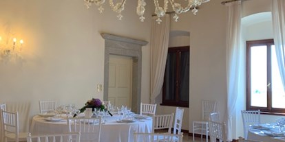 Hochzeit - Trauung im Freien - Italien - Villa Minini