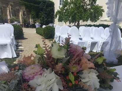 Hochzeit - Trauung im Freien - Oberösterreich - Schloss Events Enns