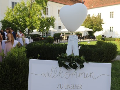 Hochzeit - Frühlingshochzeit - Kefermarkt - Herzlich Willkommen - Schloss Events Enns