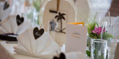 Hochzeit - Hochzeits-Stil: Modern - Oberösterreich - Mit Liebe zum Detail. - Orangerie Steyr