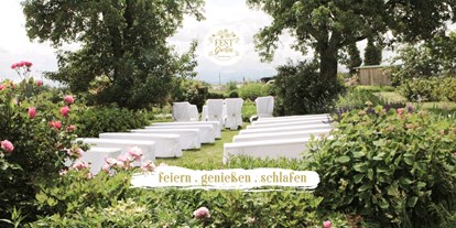 Hochzeit - Umgebung: in Weingärten - Steyr - Es besteht die Möglichkeit die standesamtliche Hochzeit mitten im Grünen abzuhalten, in Mitten eines Blumenmeers.  - Fest.Garten Schiefermair