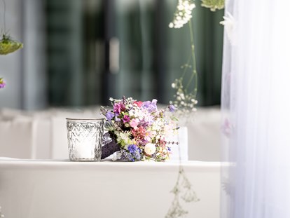 Hochzeit - Wickeltisch - Unser Außenbereich ist beliebt für eine Trauung im Freien, die Agape und den Empfang. - Lizum 1600 - Ihre Hochzeitslocation
