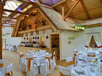 Hochzeit - Art der Location: Restaurant - Csarda - Scheune - VILA VITA Pannonia