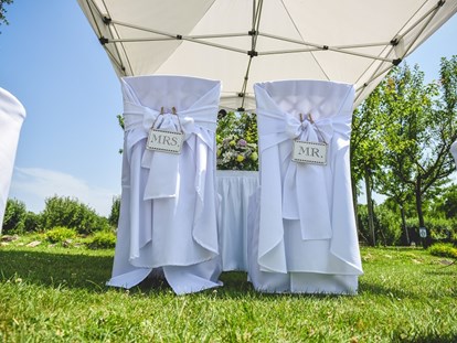Hochzeit - Art der Location: Eventlocation - Eine Hochzeit im Freien auf VILA VITA Pannonia im Burgenland. - VILA VITA Pannonia