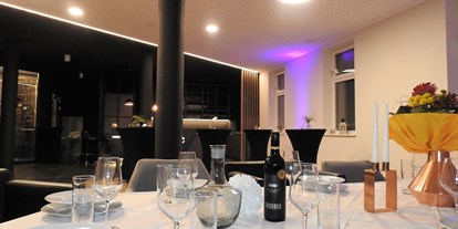 Hochzeit - Art der Location: privates Anwesen - Oberösterreich - wir bieten Platz für 62 Tafelgäste - Catering frei wählbar! - LoRe Cocktailmanufaktur | Destillerie