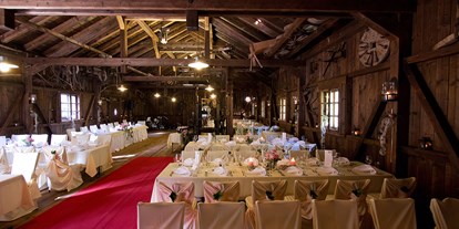 Hochzeit - Art der Location: Gasthaus - Hall in Tirol - Uriges Ambiente im Festsaal der Triendlsäge, Seefeld. - Waldgasthaus Triendlsäge