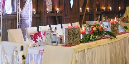 Hochzeit - Frühlingshochzeit - Hall in Tirol - Heiraten in der Triendlsäge in Seefeld. - Waldgasthaus Triendlsäge