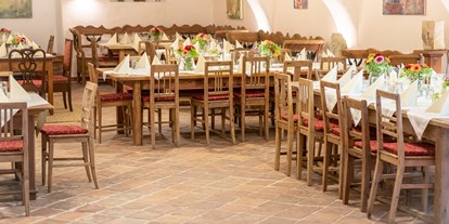 Hochzeit - Trauung im Freien - Liebenfels - Schlossgut Gundersdorf