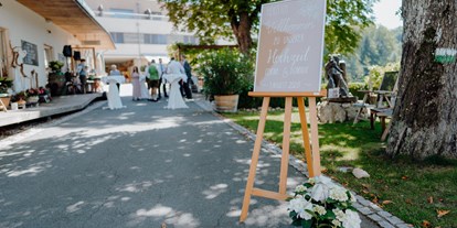 Hochzeit - Geeignet für: Vernissage oder Empfang - Spielfeld - Willkommen zu einer Hochzeit am Landgut am Pößnitzberg in der Steiermark. - Landgut am Pößnitzberg