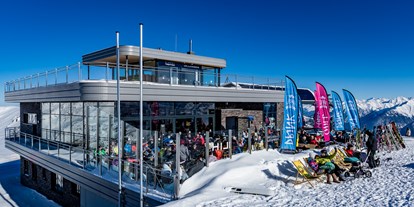 Hochzeit - Parkplatz: kostenpflichtig - Österreich - Gipfeltreffen | Bergrestaurant | 2.300 Höhenmeter | 360° Grad Bergblick | Winter - MY ALPENWELT Resort****SUPERIOR