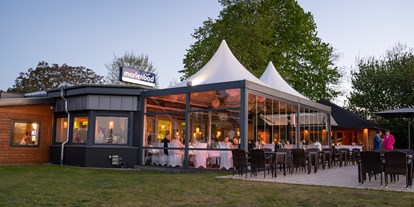 Hochzeit - Hochzeits-Stil: Fine-Art - Strandrestaurant Marienbad