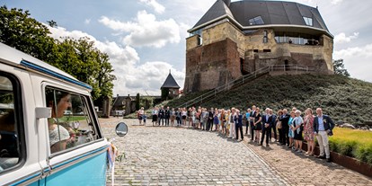 Hochzeit - Geeignet für: Seminare und Meetings - Nettetal - Ankunft von das Hochzeitspaar beim Burg - Kasteel De Keverberg
