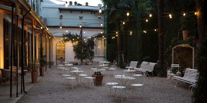 Hochzeit - Frühlingshochzeit - Pettenasco - Ortasee - Der Innenhof bei Sonnenuntergang. - Villa Piceni