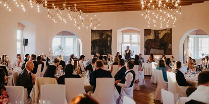 Hochzeit - Frühlingshochzeit - Region Schwaben - Der große Festsaal der Burg Stettenfels. - Burg Stettenfels